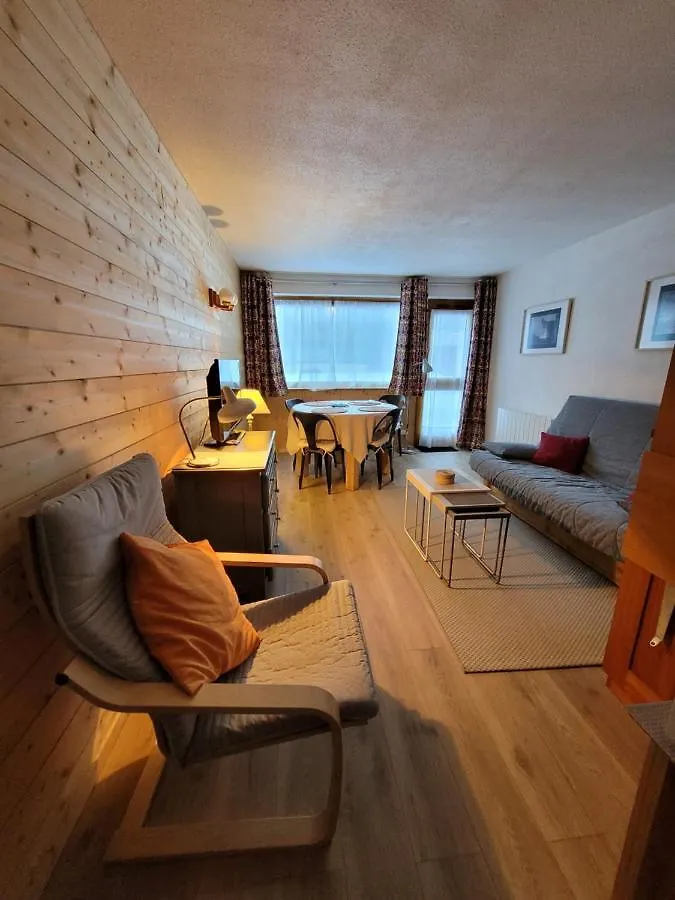 Appartement Studio coquet 4 personnes location 7 nuits minimum à Bessans