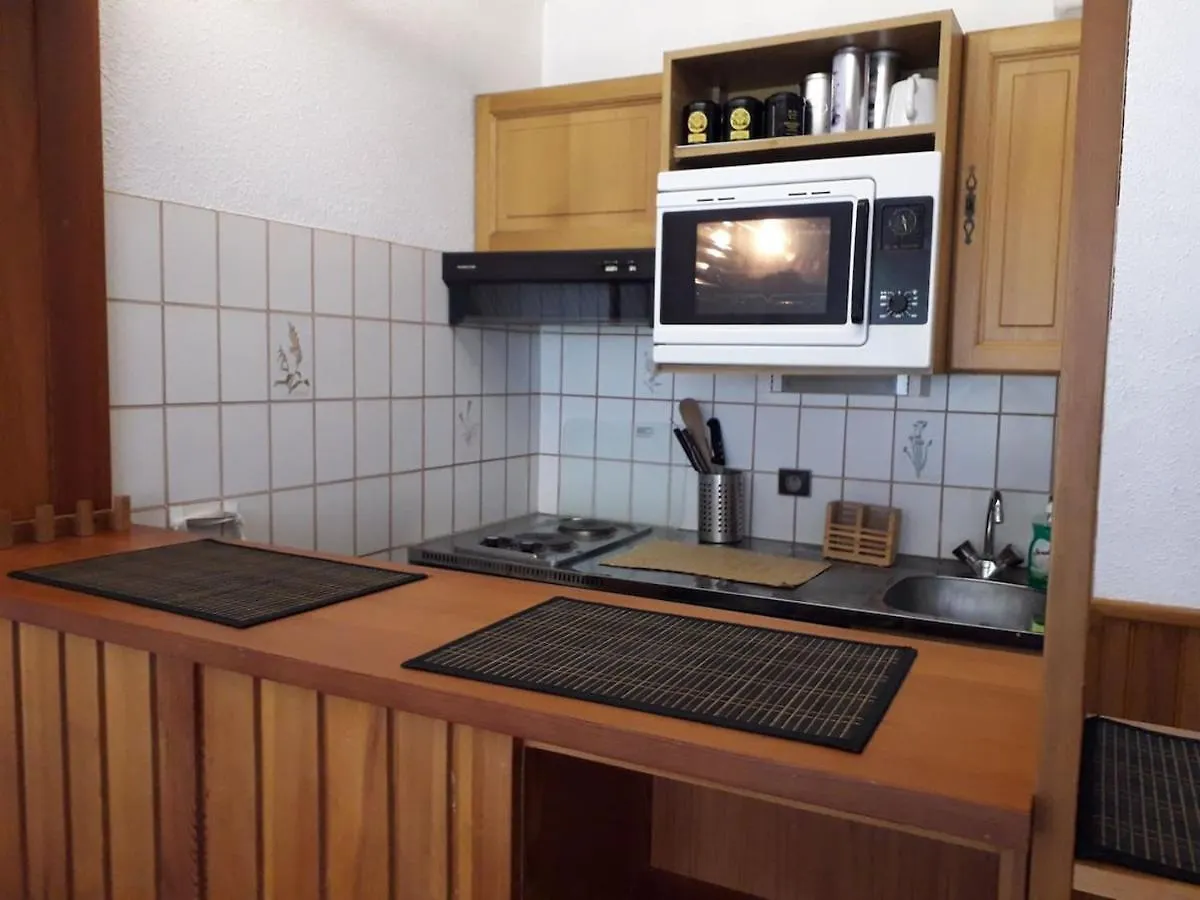 Appartement Studio coquet 4 personnes location 7 nuits minimum à Bessans